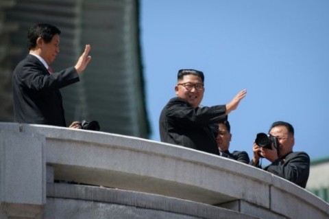 Mit einer Militärparade hat Nordkorea sein 70-jähriges Bestehen gefeiert.