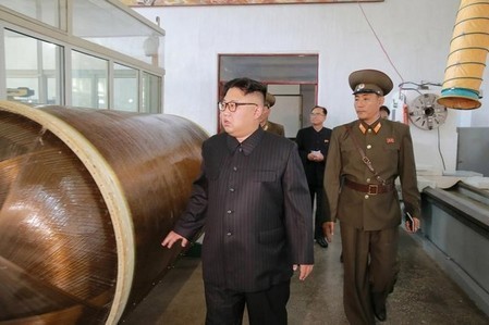 北韓公開照片 暗示開發新型洲際彈道導彈