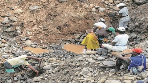 Desarticulan banda dedicada a comercializar oro ilegal desde el Valle, Cauca y Nariño