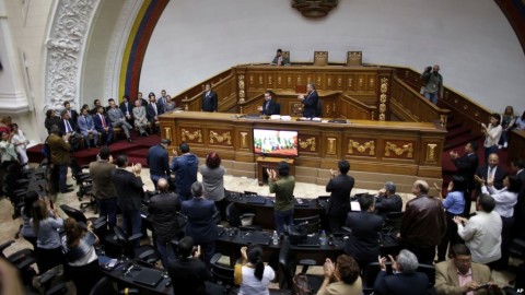 Venezuelan Assembly Demands Probe and Trial of 'Traitors'