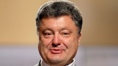 Порошенко извинился перед украинцами за реформы правительства