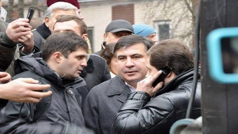Саакашвили призвал провести перевыборы в Раду