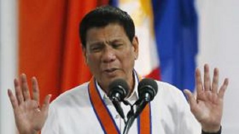 Duterte threatens to kill rights activists if drug problem worsens
