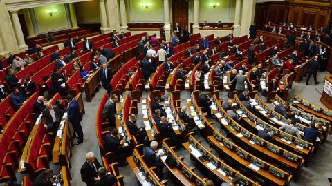 Политический кризис в Украине возобновится уже к весне 2017 года – политолог
