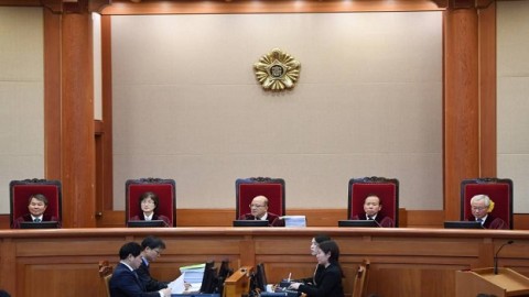 South Korean court has little precedent and wide latitude in Park impeachment trial