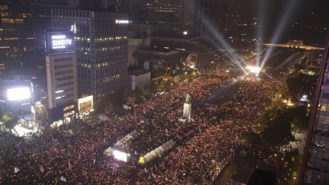 南韓首爾續有示威促總統朴槿惠下台