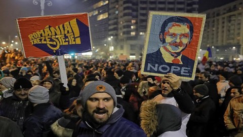 羅馬尼亞25萬人上街 抗議法令放生貪官