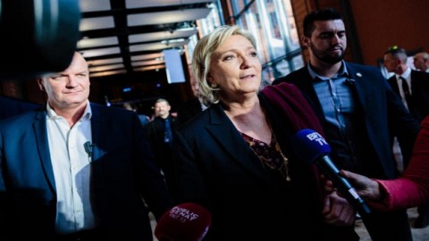 Альтернативные кандидаты на пост главы Франции перехватывают президентскую гонку