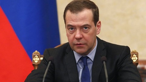 Медведев подпишет к 8 марта Национальную стратегию в интересах женщин