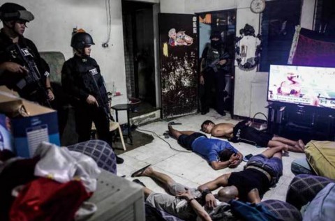7600人殺害のフィリピン麻薬戦争、自警団と暗殺集団は同じ構図？