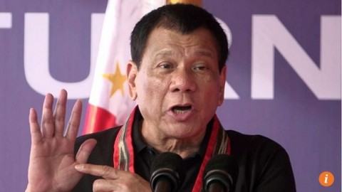 Philippine president calls back police to help fight his war on drugs