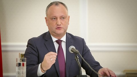 Президент Молдовы предложил депутатам изменить Конституцию