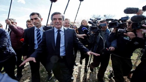Police raid home of French presidential candidate Francois Fillon as he is warned of political reper